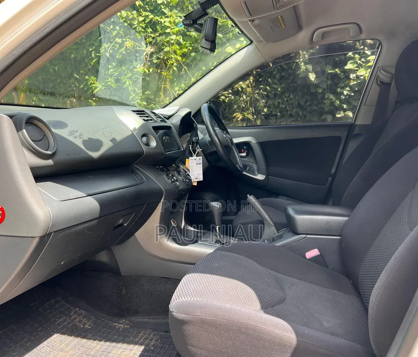 Toyota Vanguard 2009 White