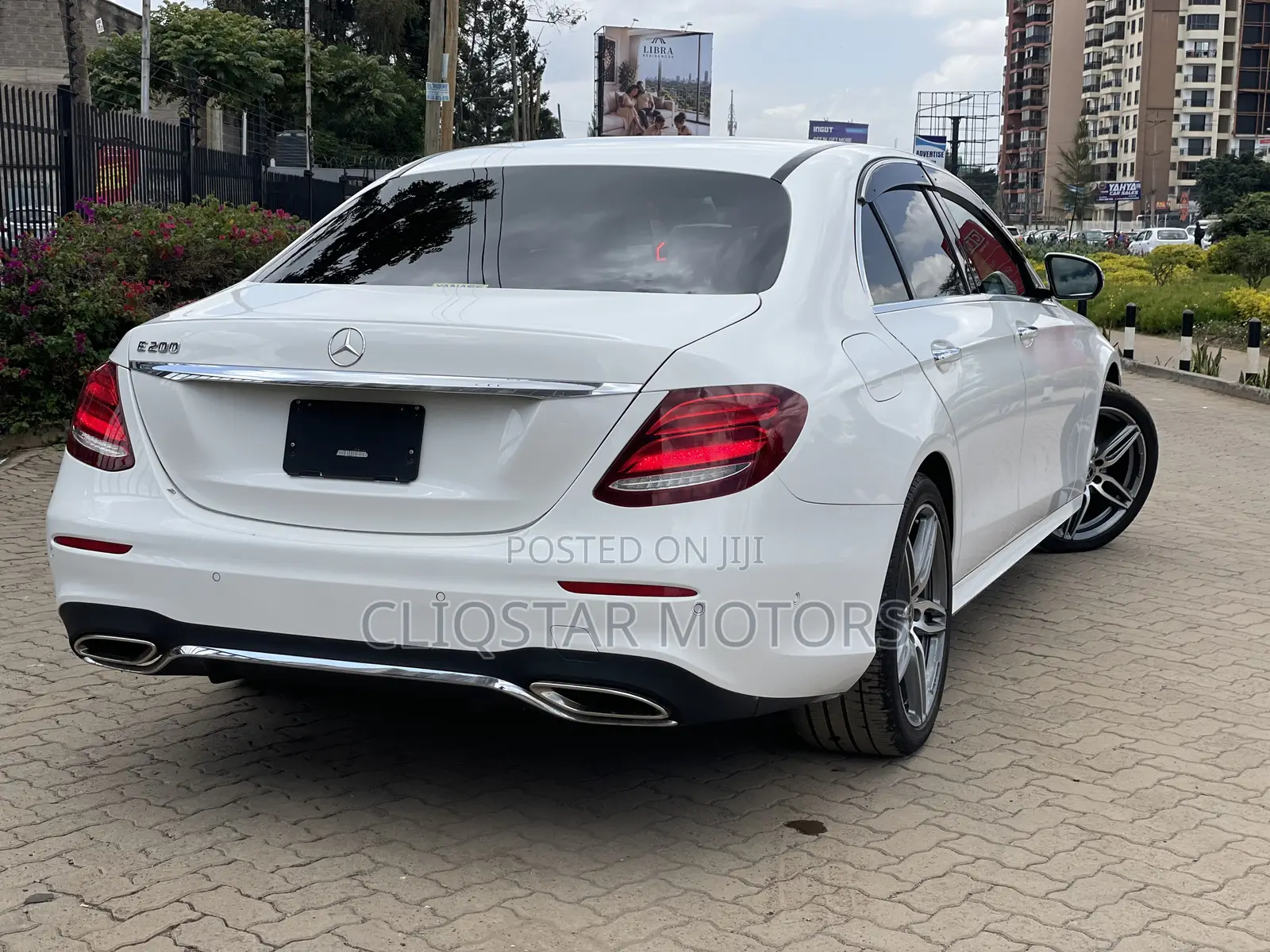 Mercedes-Benz E200 2019 White