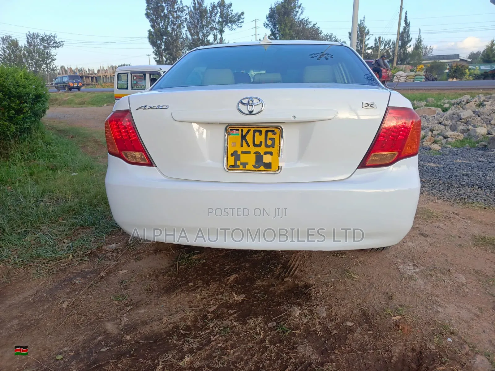 Toyota Axio 1.5 G 2WD 2010 White