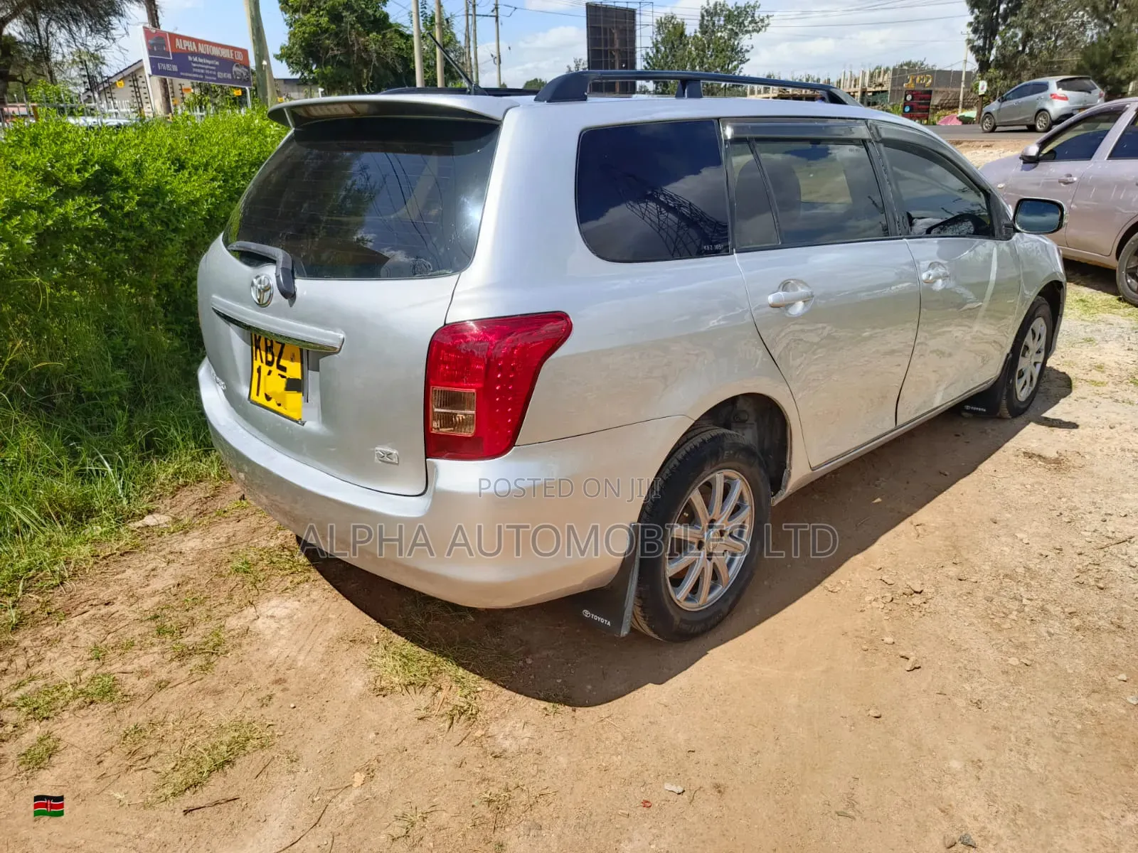 Toyota Corolla Fielder 1.5 Petrol AWD 2009 Silver