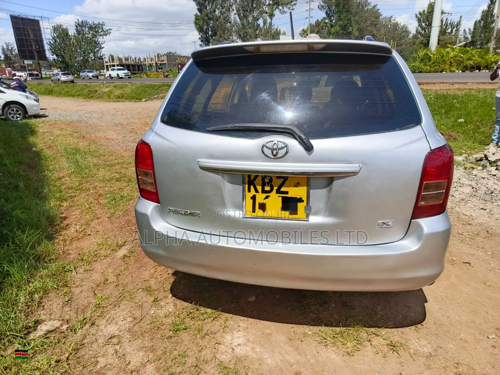 Toyota Corolla Fielder 1.5 Petrol AWD 2009 Silver