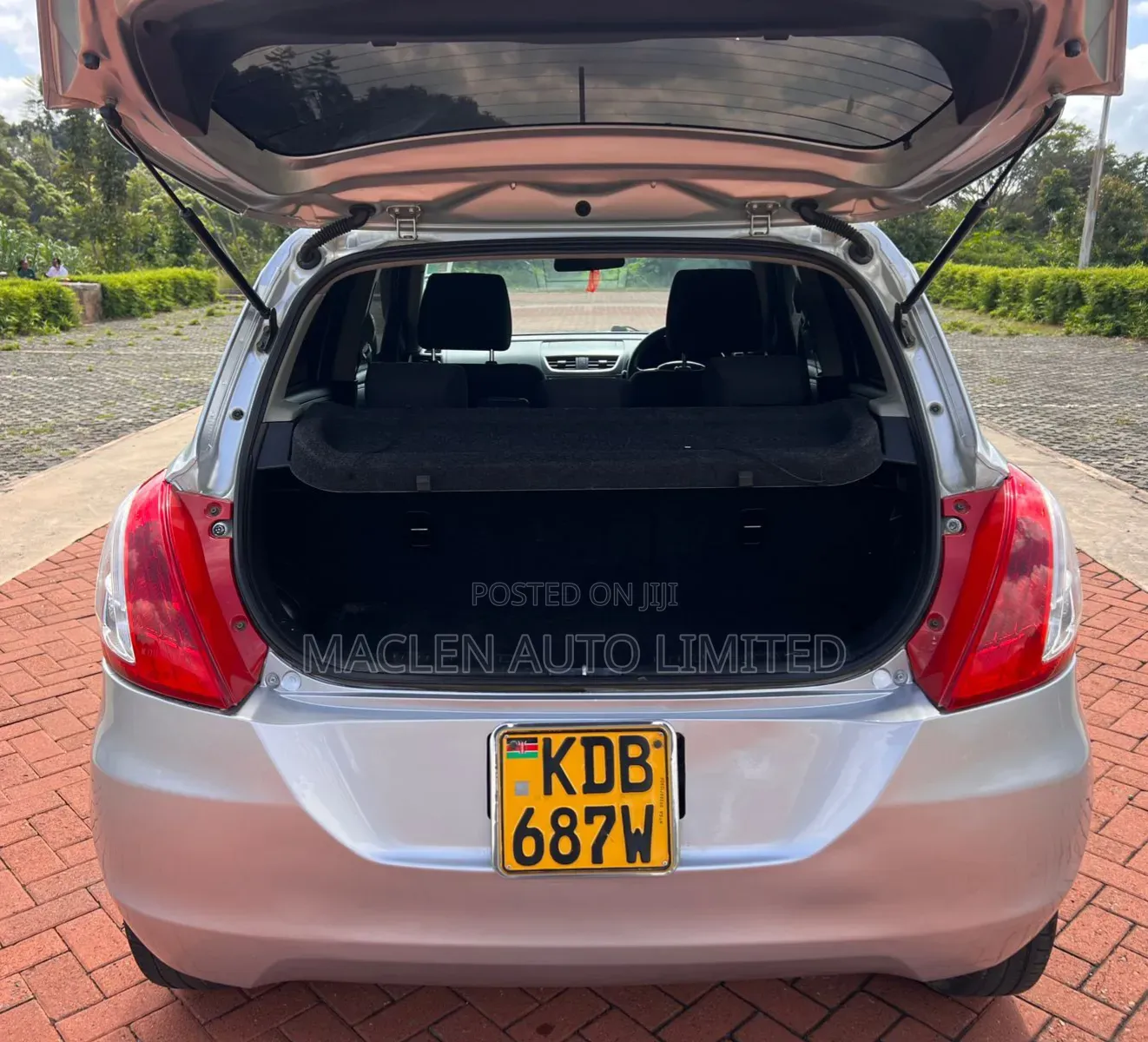 Suzuki Swift 2014 Silver