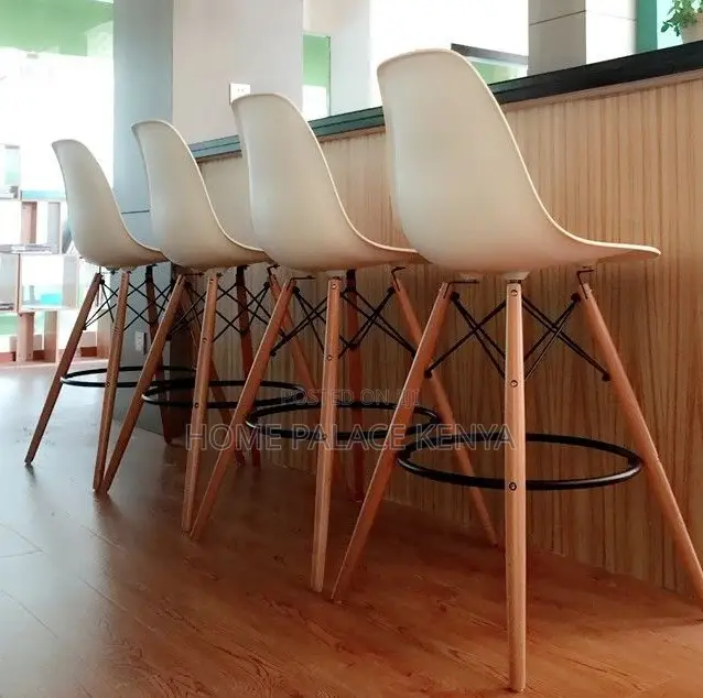 Bar Stool: Eames Style High Bar Chair