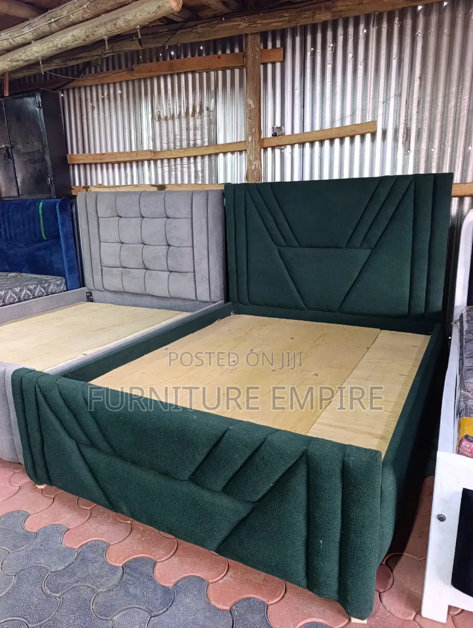 Green Chester Bed