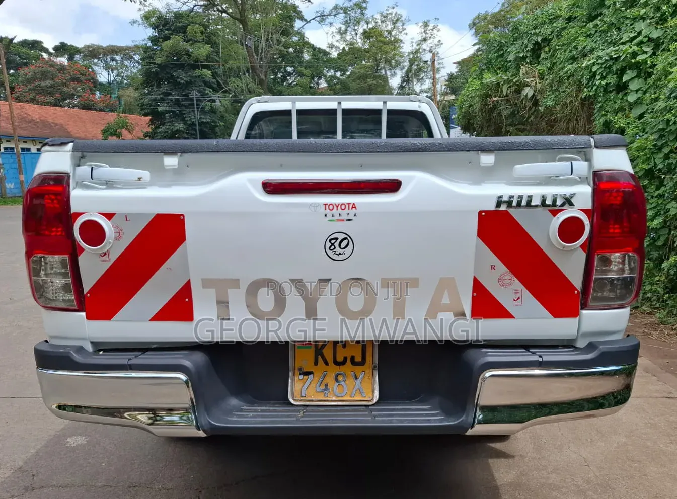 Toyota Hilux 2016 White