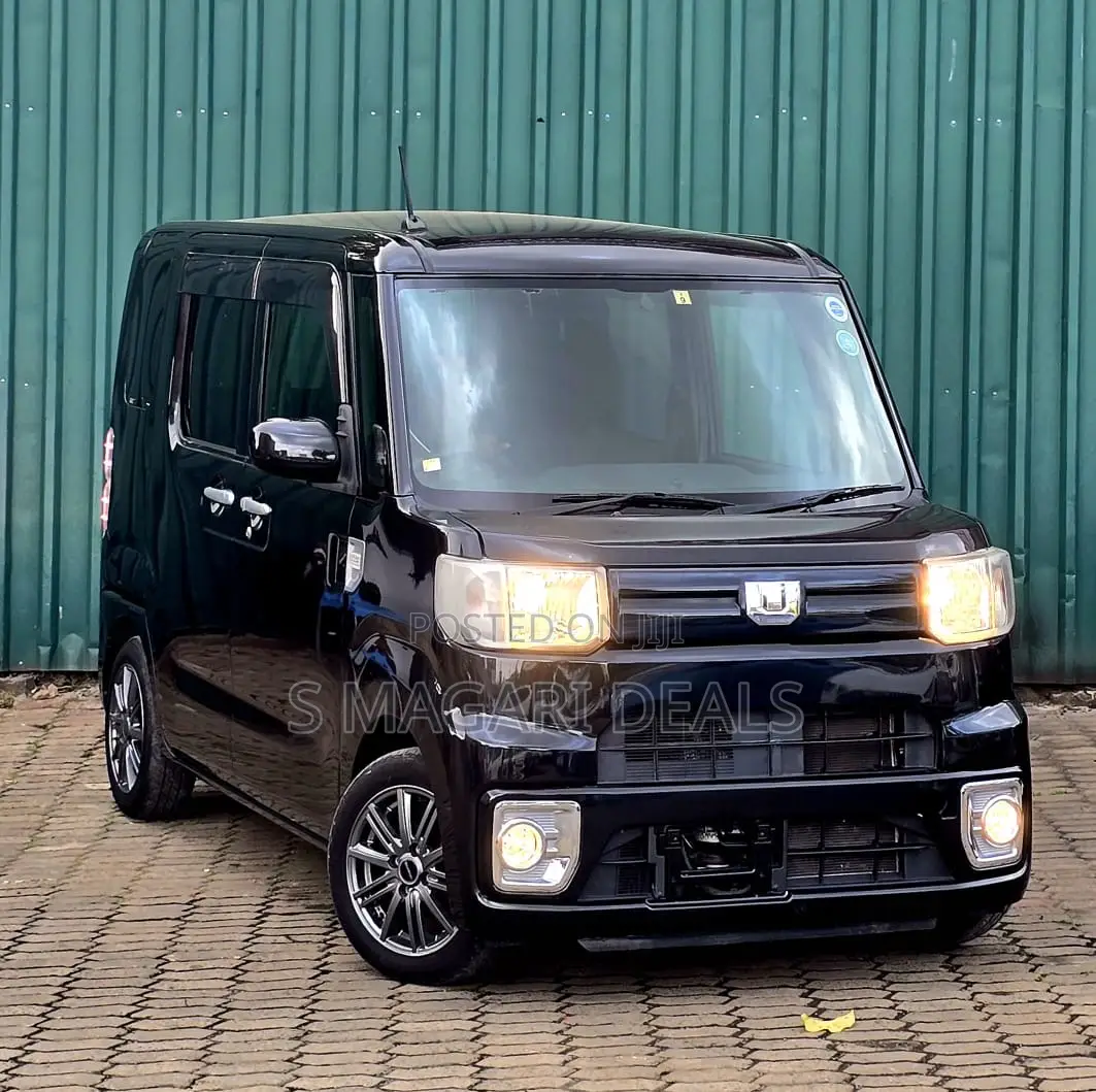 Daihatsu Wake G 2017 Black