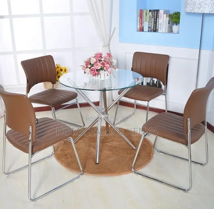 Glass Table: Round Transparent Tempered Glass Dining Table