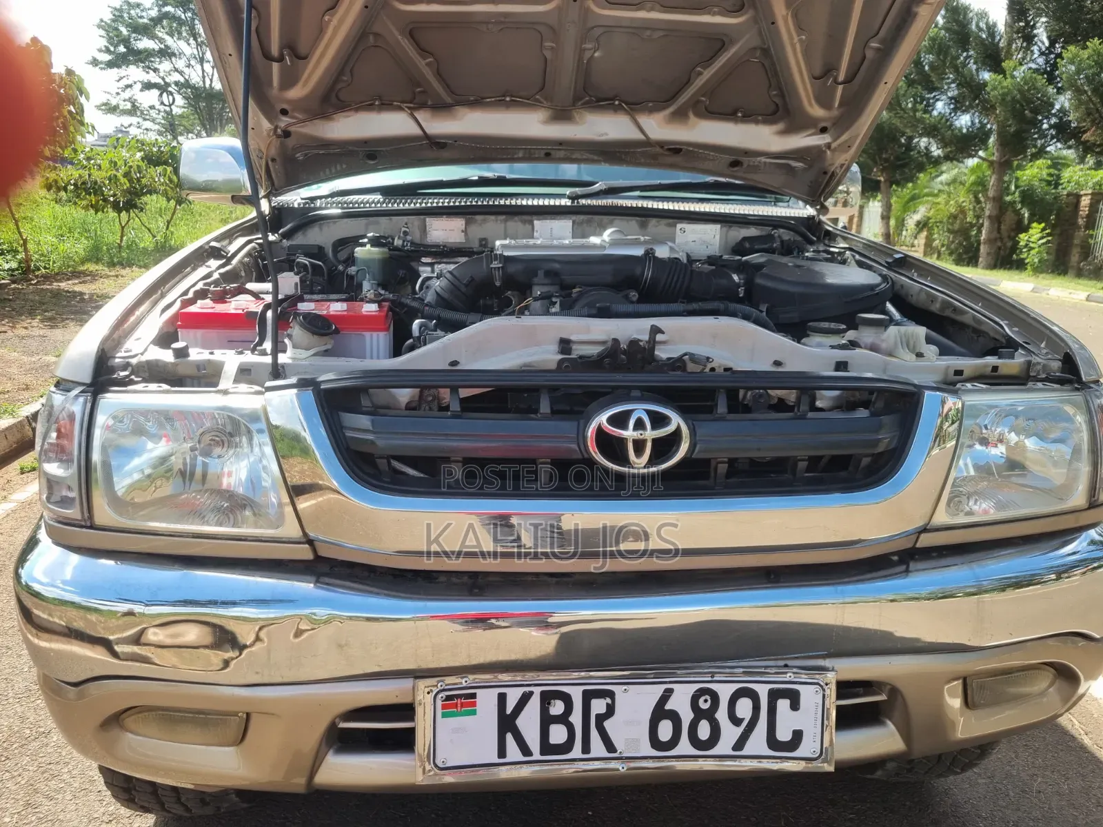 Toyota Hilux 2.5 Cab 2005 Gold