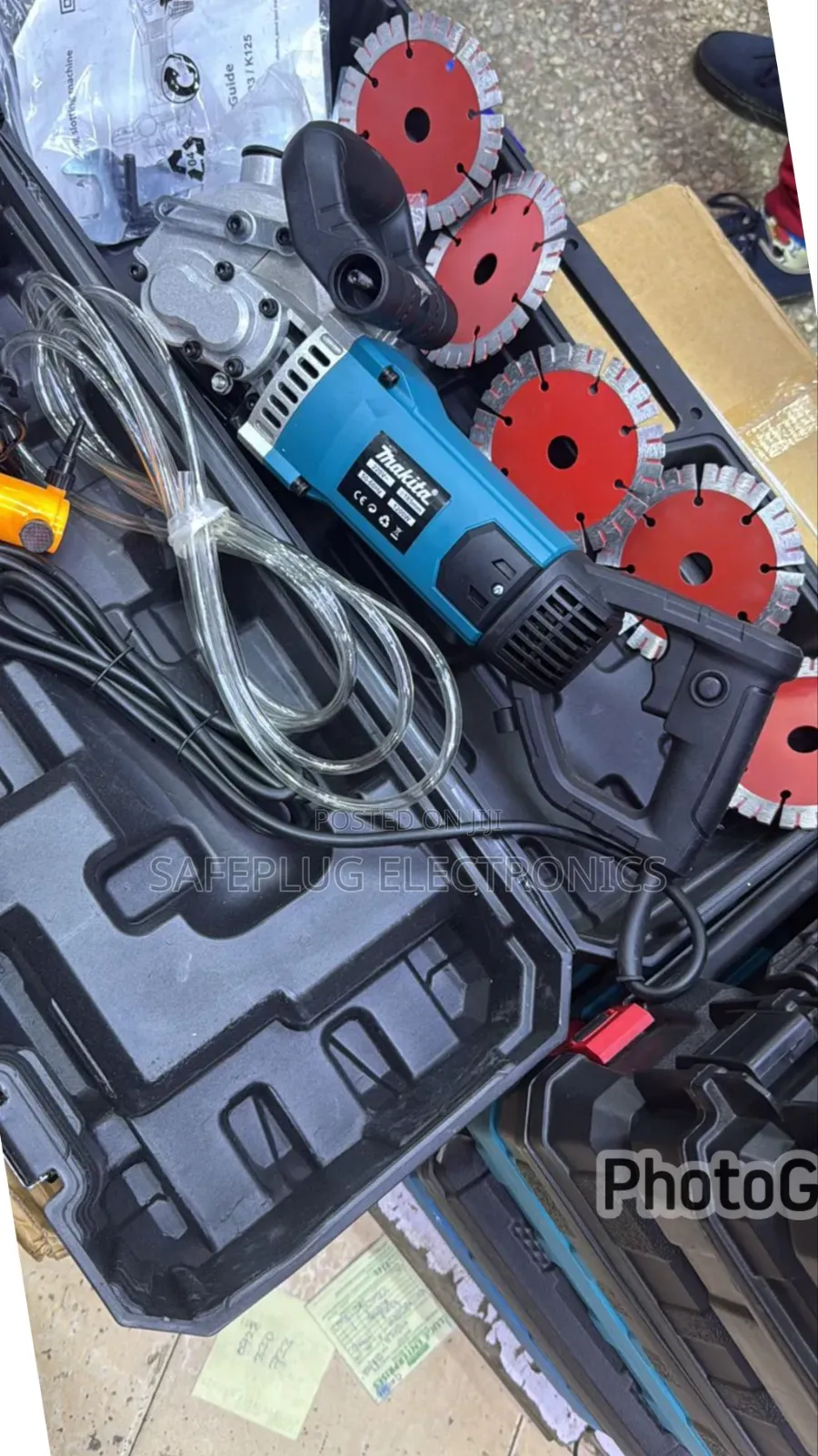 Wall Chaser for Wiring Pipe Installation Available