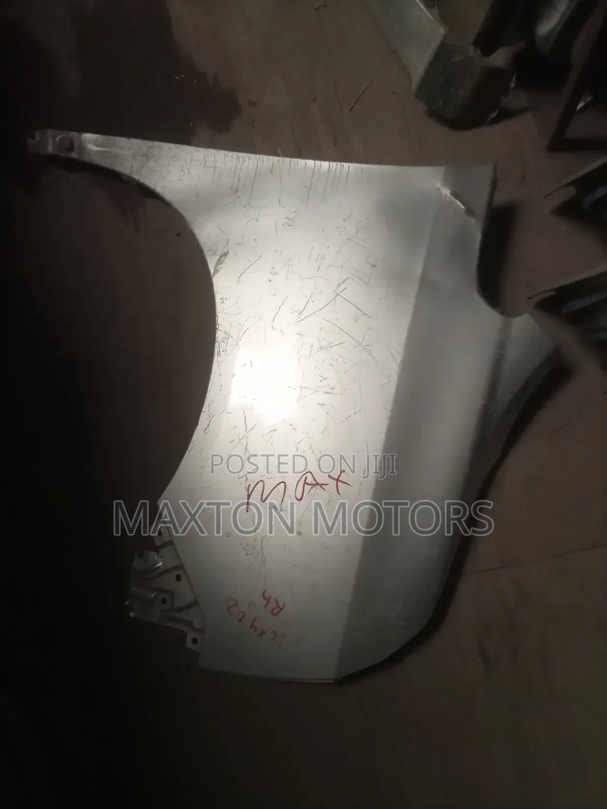 Toyota Voxy Zr70 Wing Fender