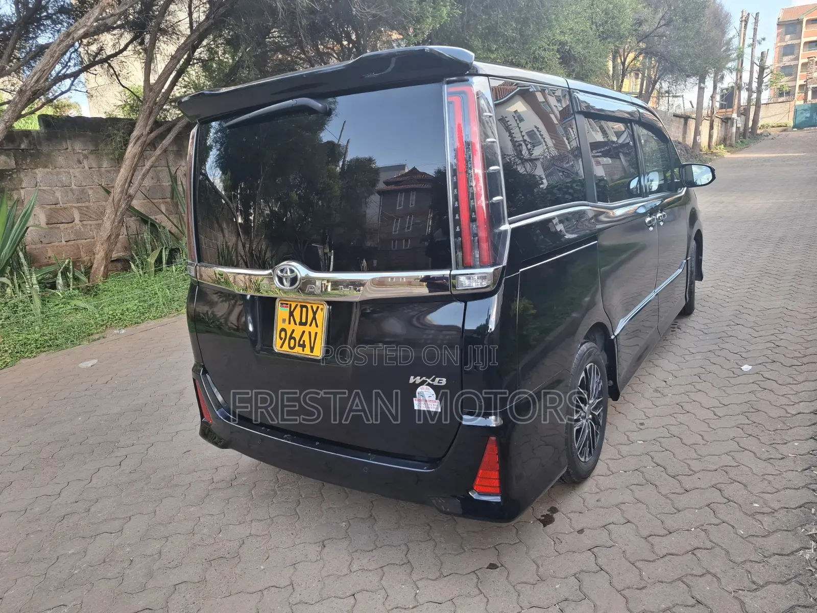 Toyota Noah 2018 Black