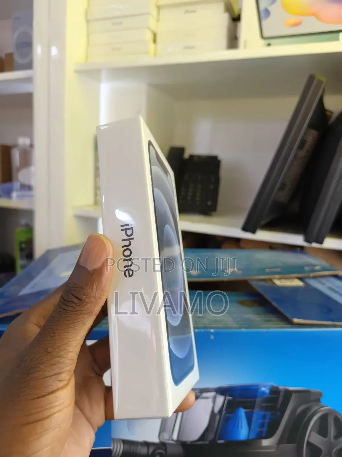 New Apple iPhone 12 128 GB White