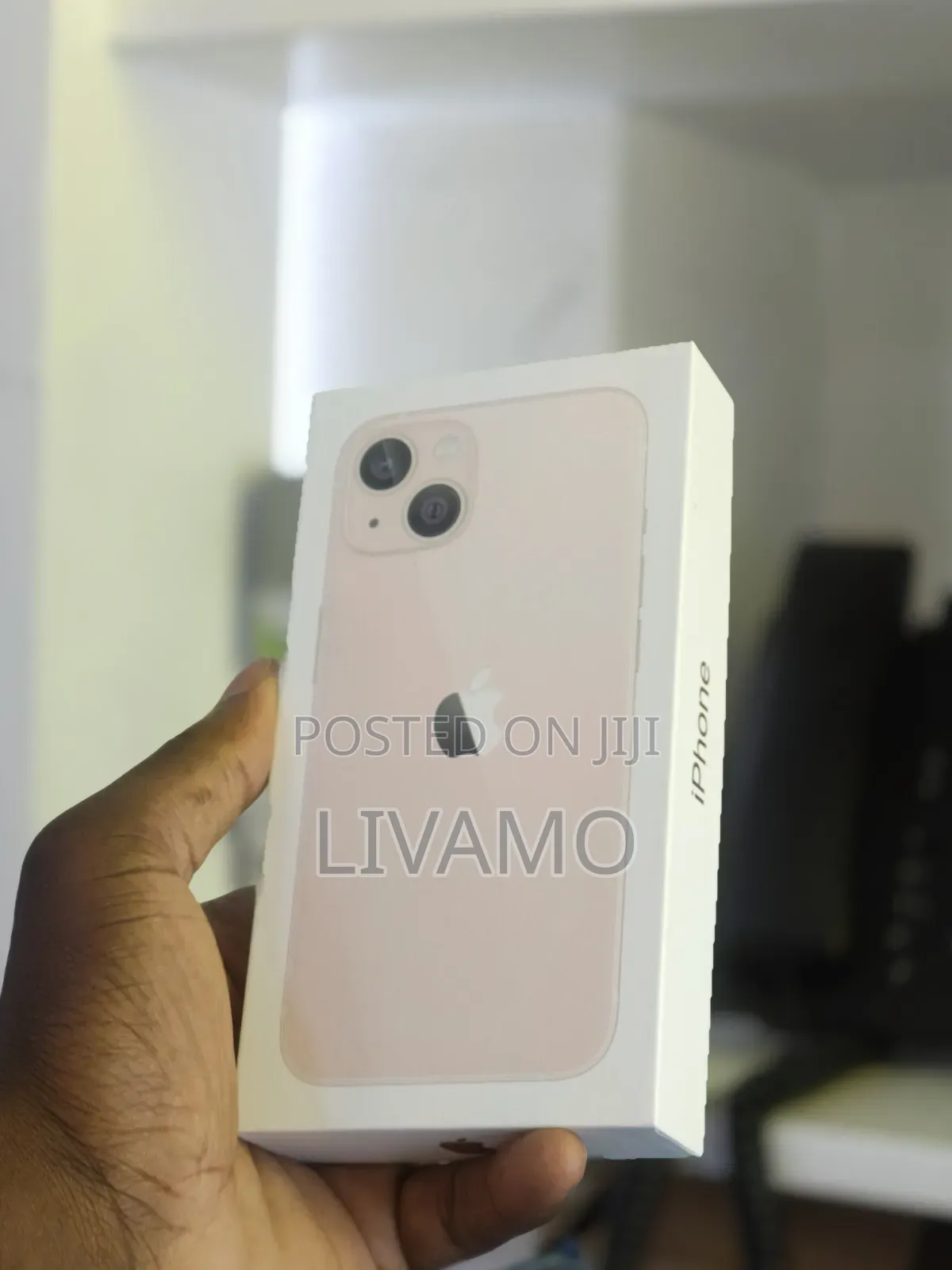 New Apple iPhone 13 128 GB Pink