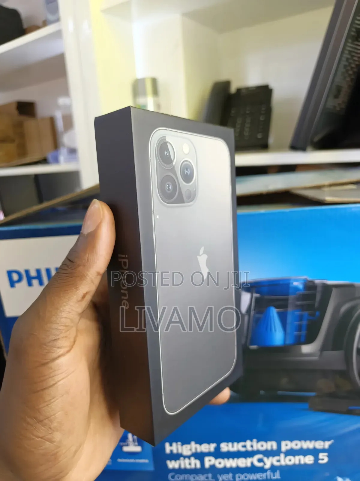 New Apple iPhone 11 Pro Max 256 GB Black