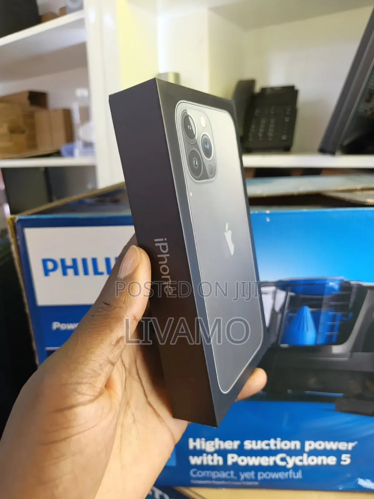 New Apple iPhone 11 Pro Max 256 GB Black