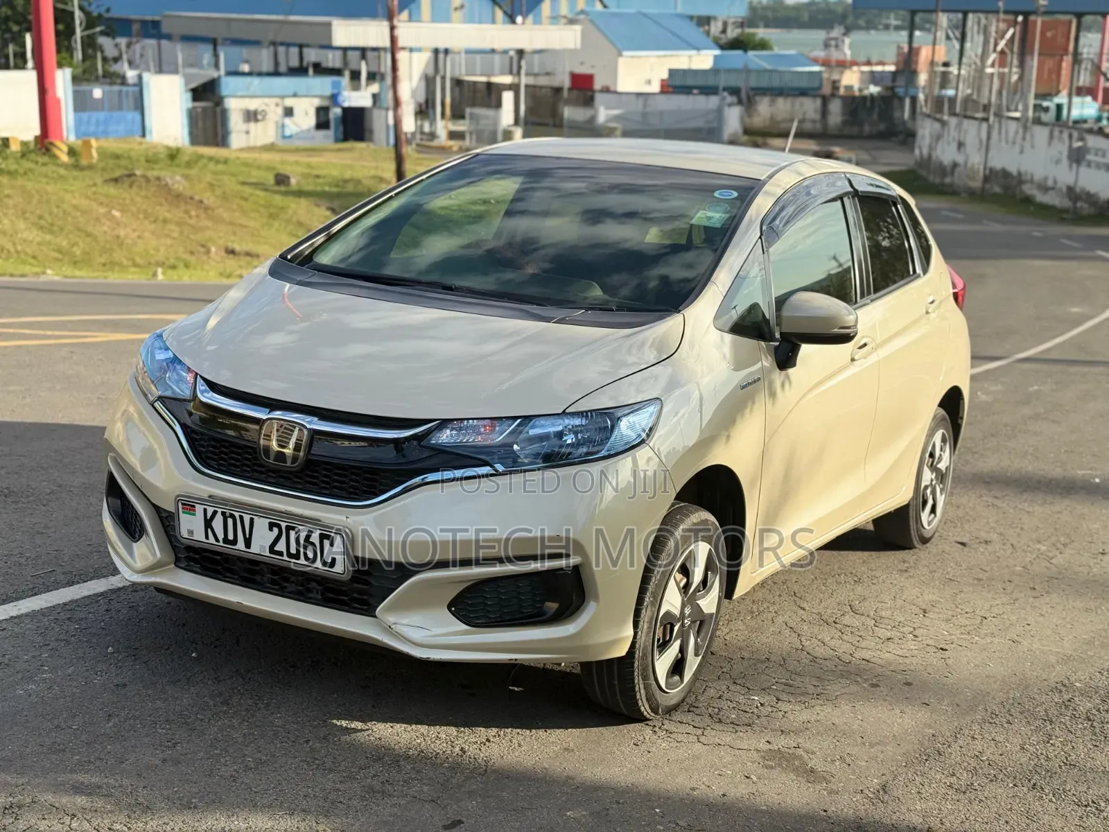 Honda Fit 2018 Ivory