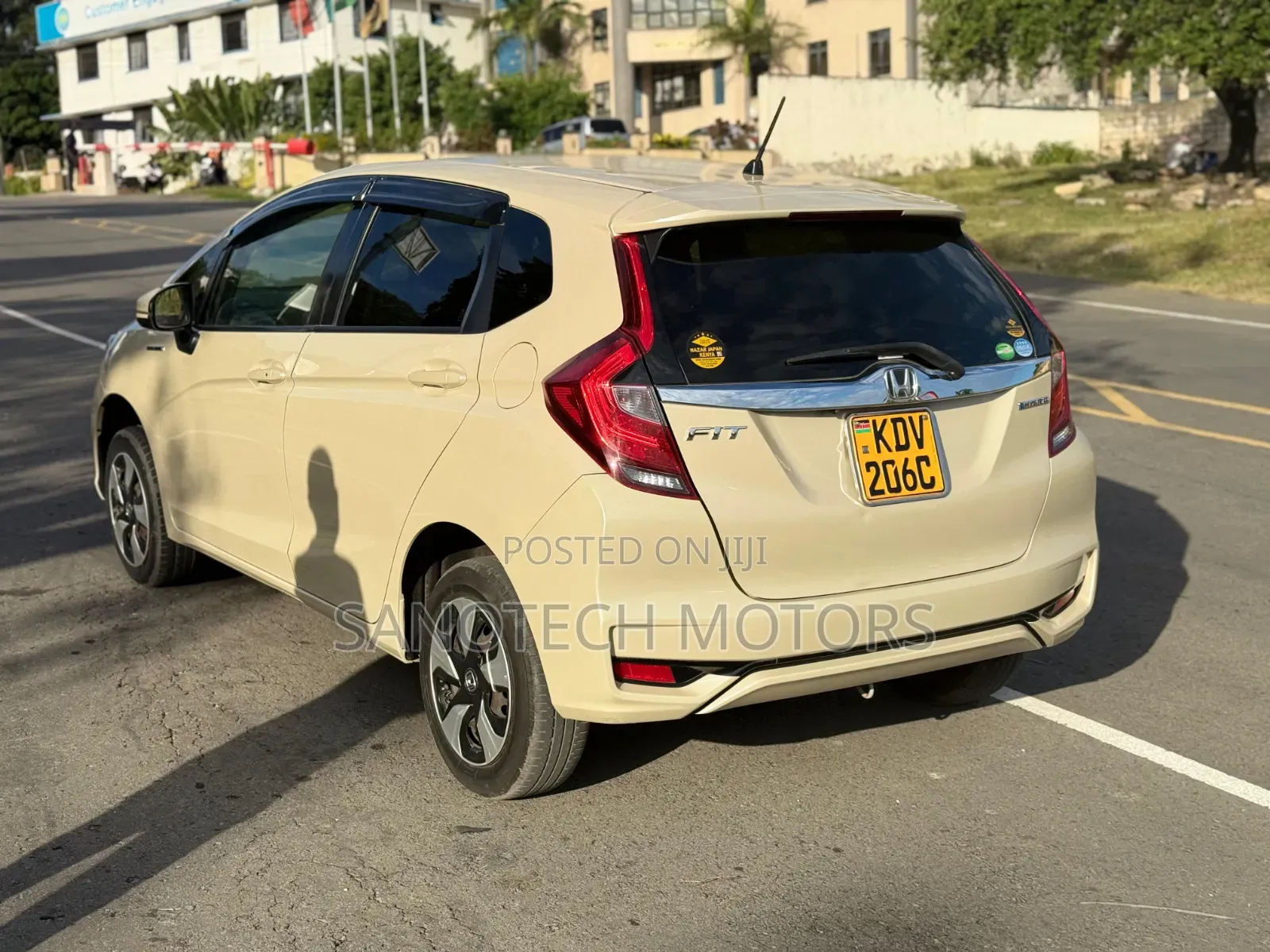 Honda Fit 2018 Ivory