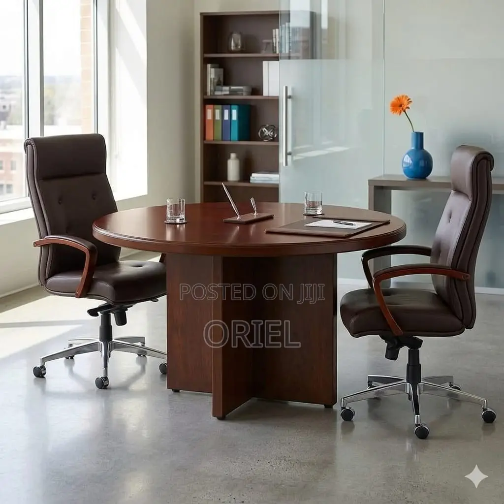 Conference Tables : Round Conference Office Meeting Table
