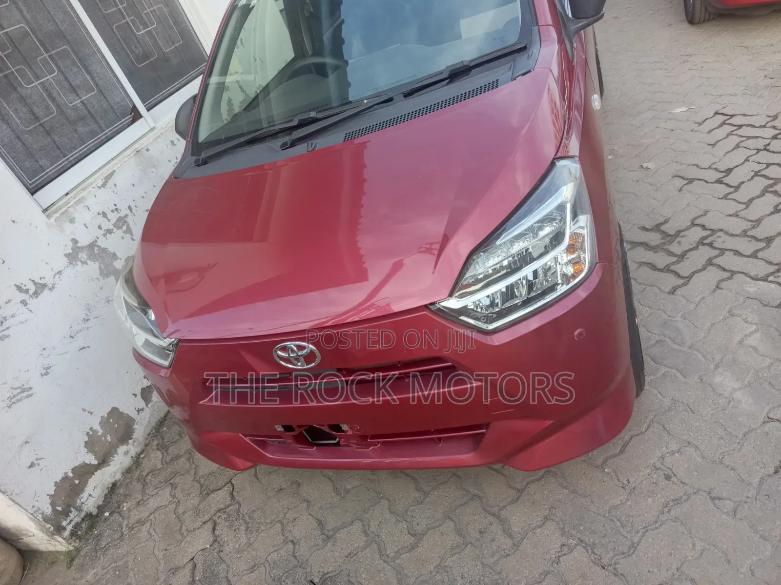Toyota Pixis 2020 Red