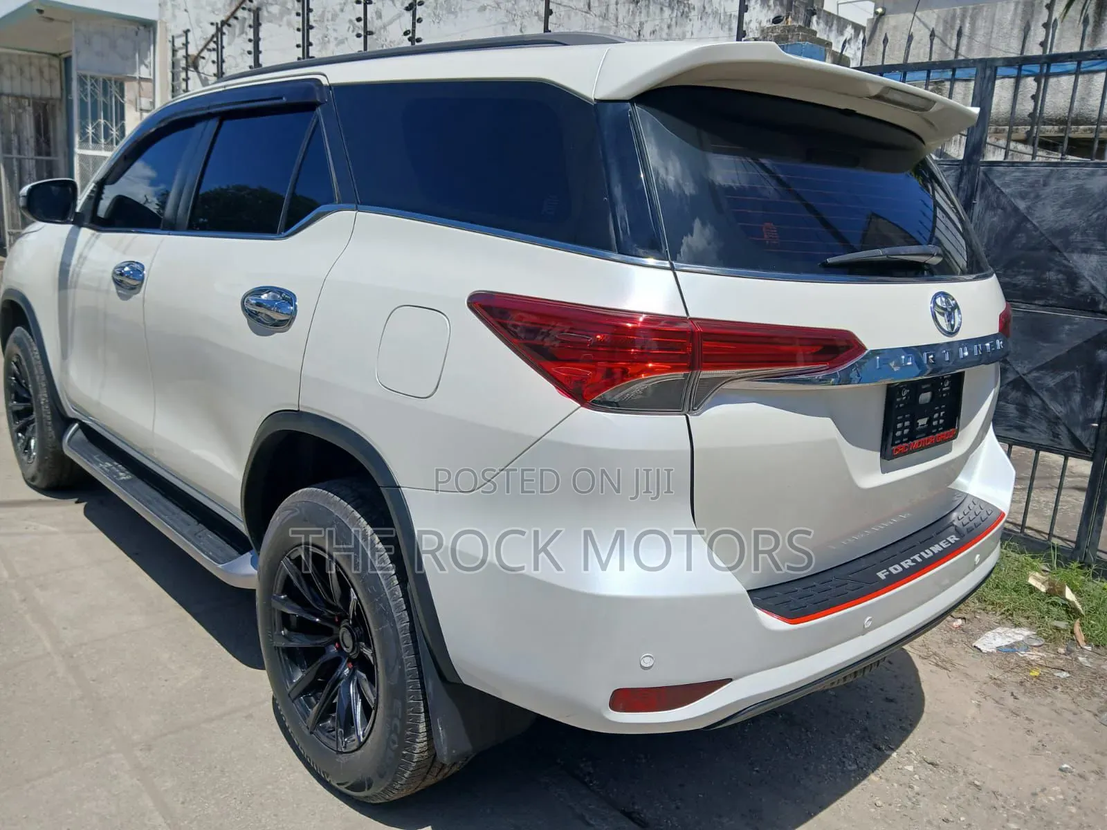 Toyota Fortuner 2020 White