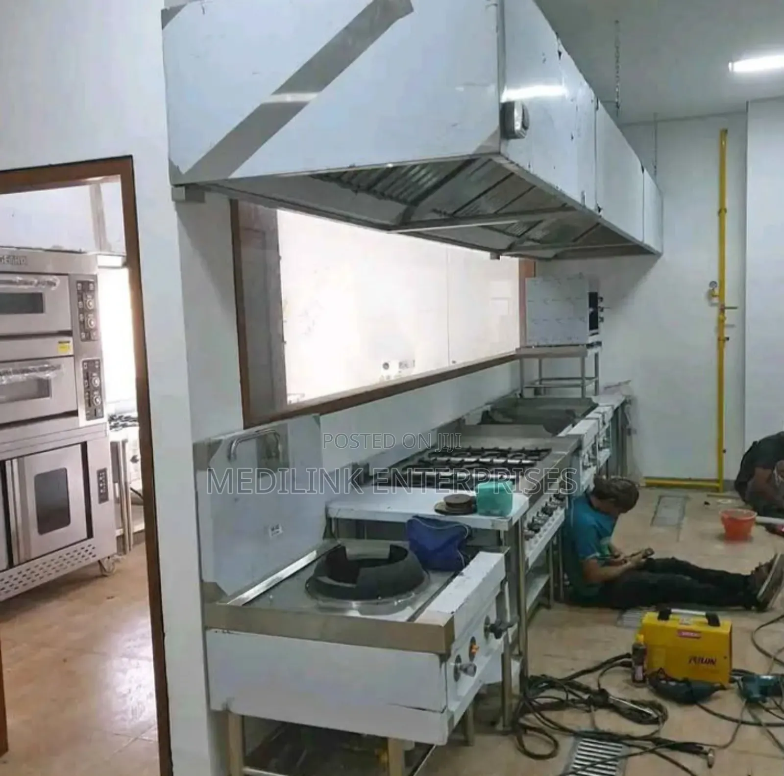 Customized 211 Wall Hood 7ft Stainless Steel