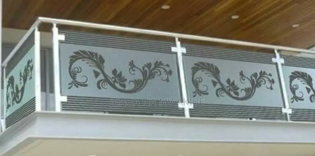 Stainless Steel Balcony Railing With Frosted Glass Balustrade