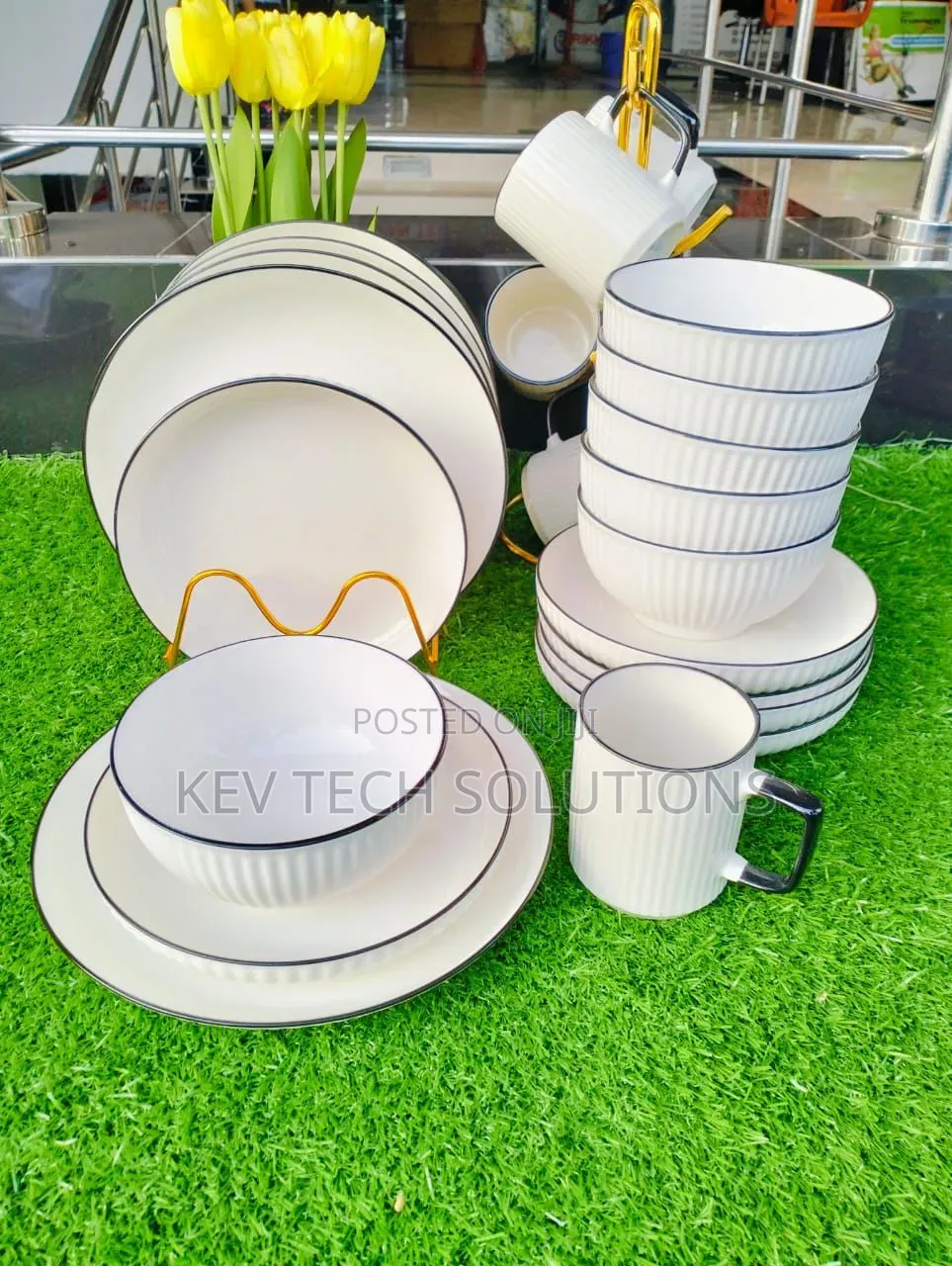 Concise Japanese Dinner Set 24 PCS