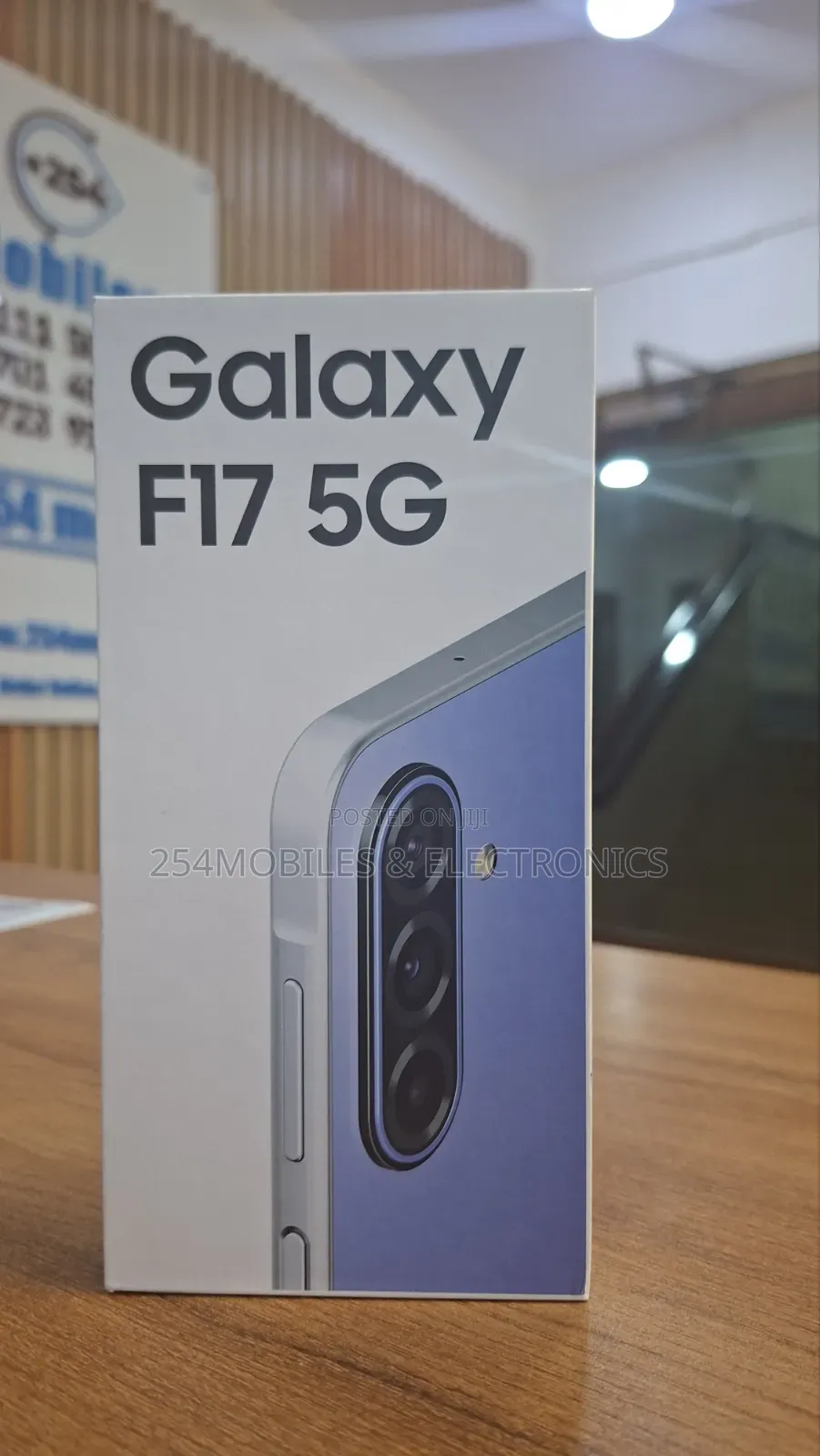 New Samsung Galaxy F17 5G 128 GB Purple