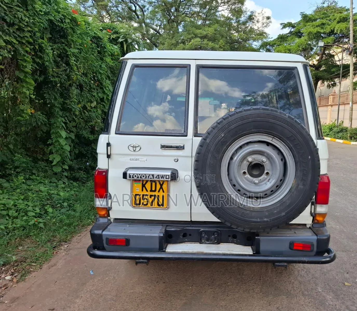 Toyota Land Cruiser 2013 White