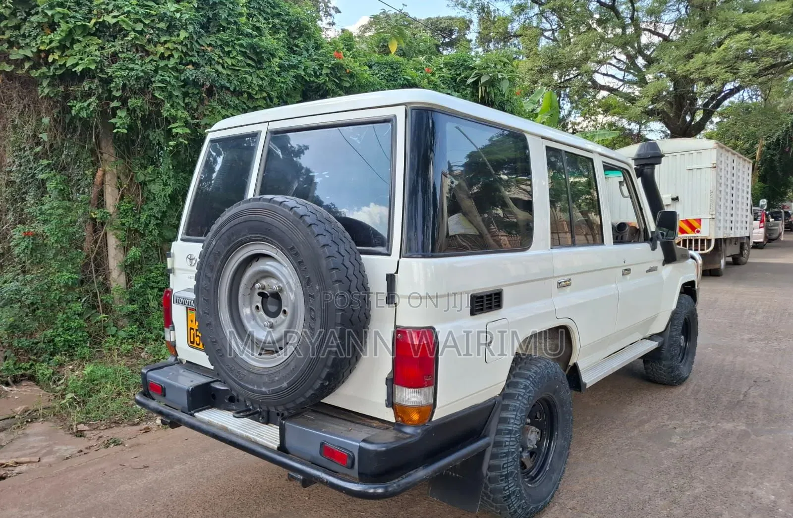 Toyota Land Cruiser 2013 White