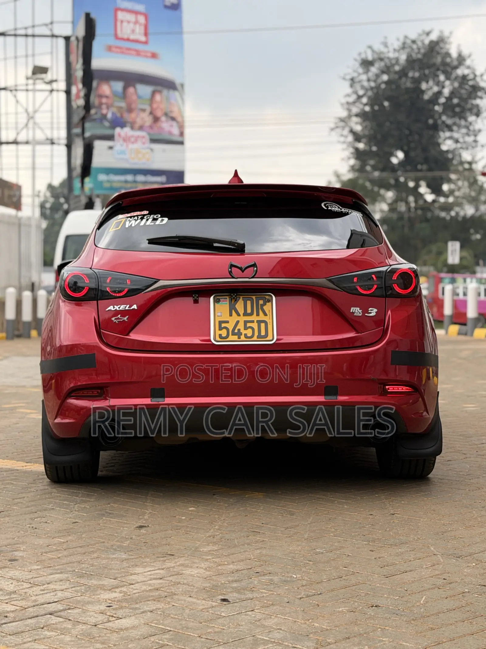 Mazda Axela 2017 Red