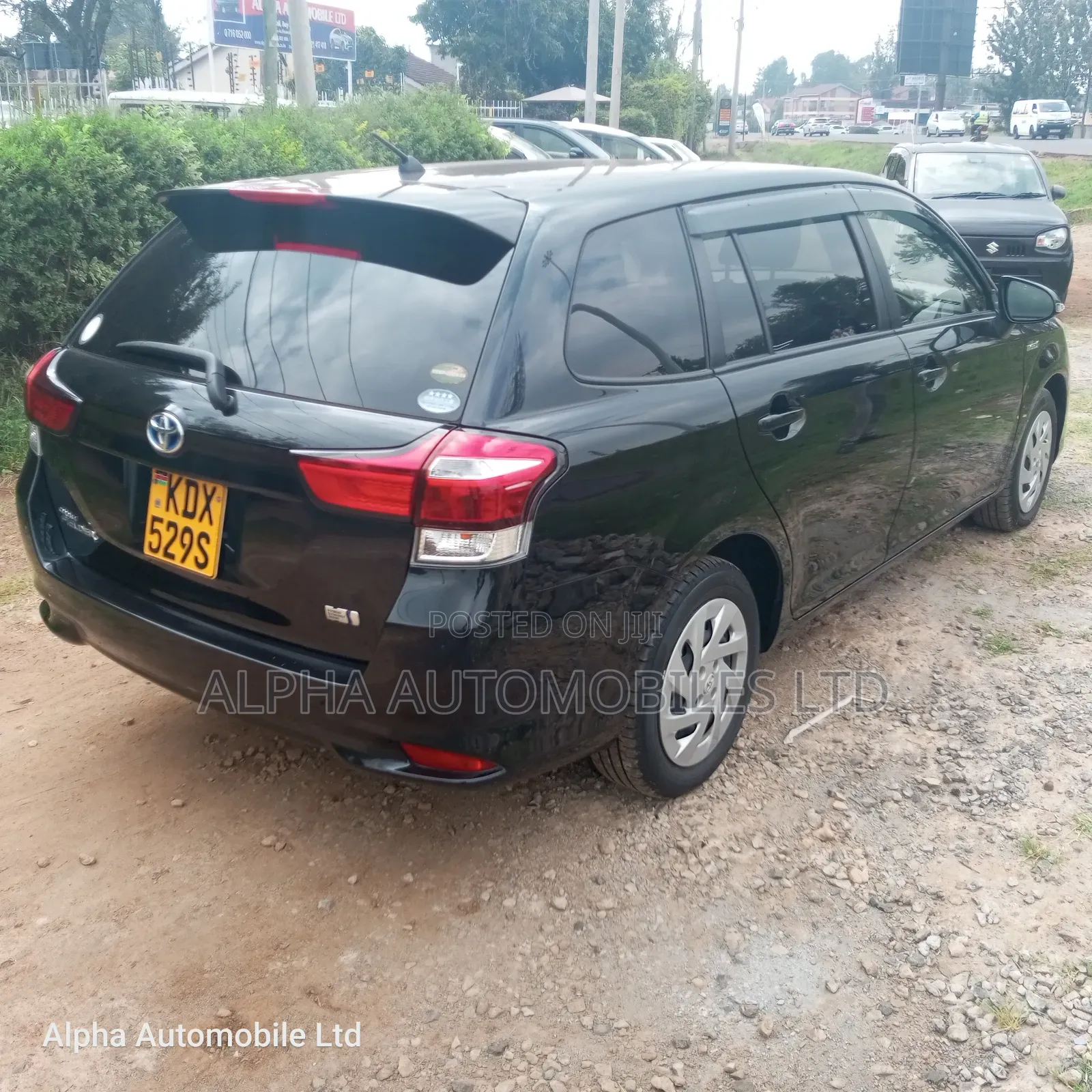 Toyota Corolla Fielder 1.5 Petrol AWD 2019 White