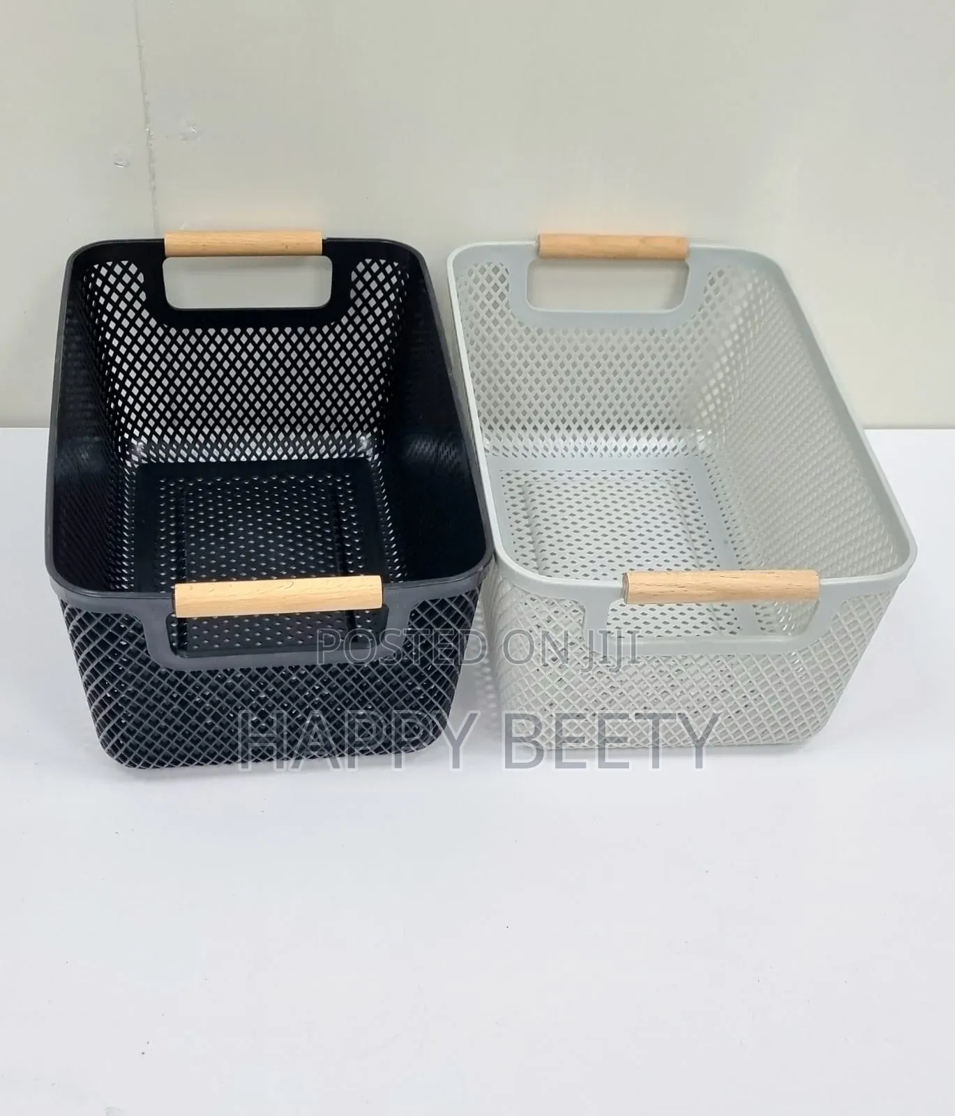 Meshed Multipurpose Organizer 
Modern and Stylish Storage Organizer