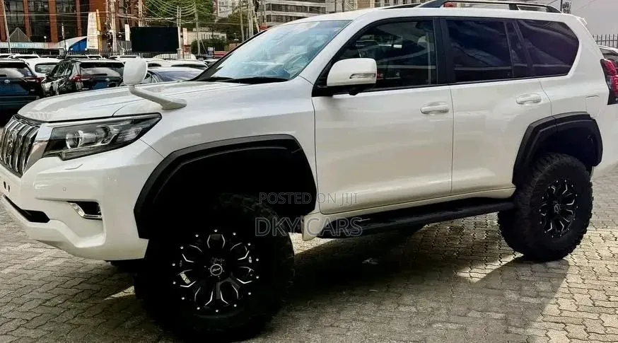 Toyota Land Cruiser Prado 2020 Pearl