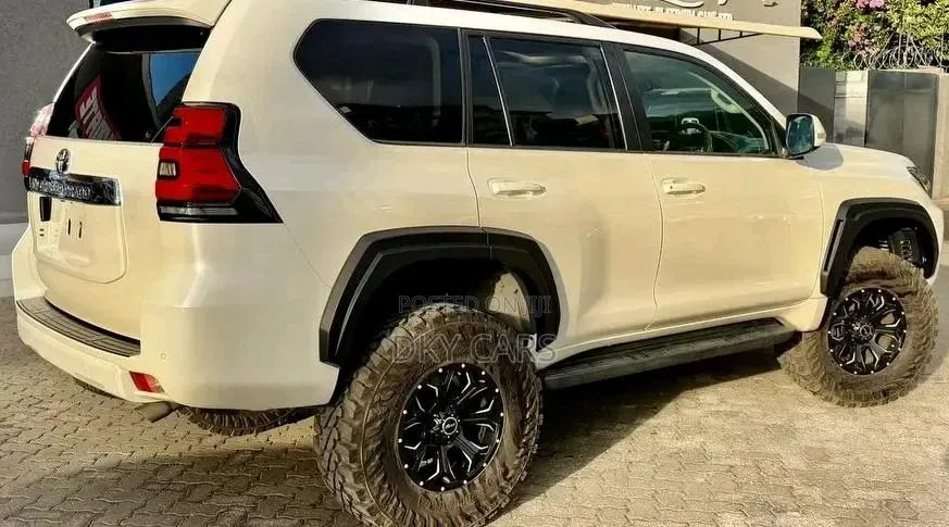 Toyota Land Cruiser Prado 2020 Pearl