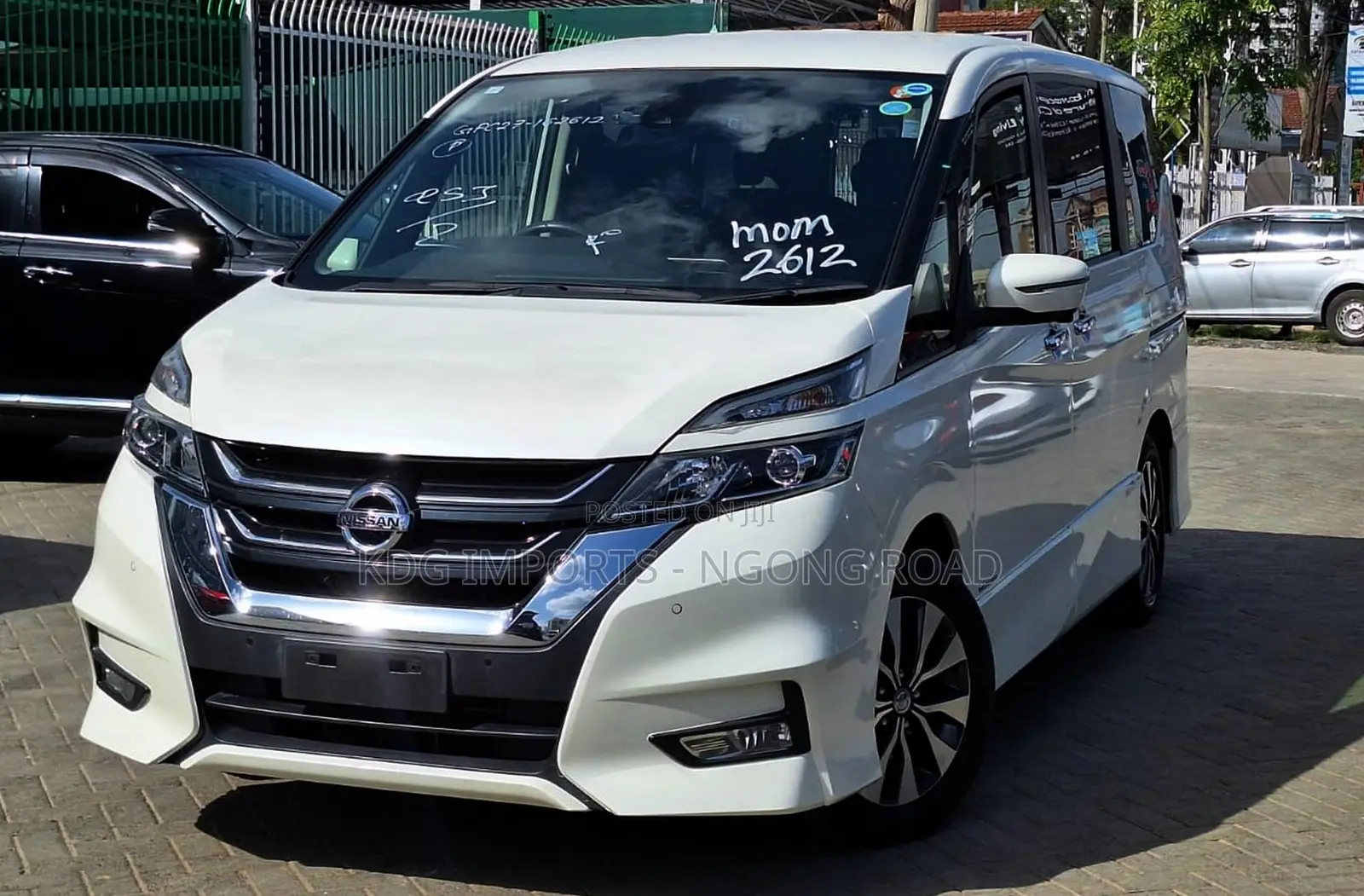 Nissan Serena 2019 White