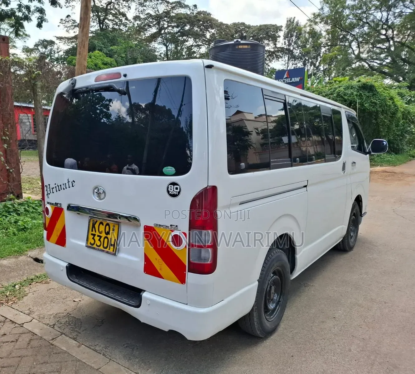 Toyota HiAce 2010 White