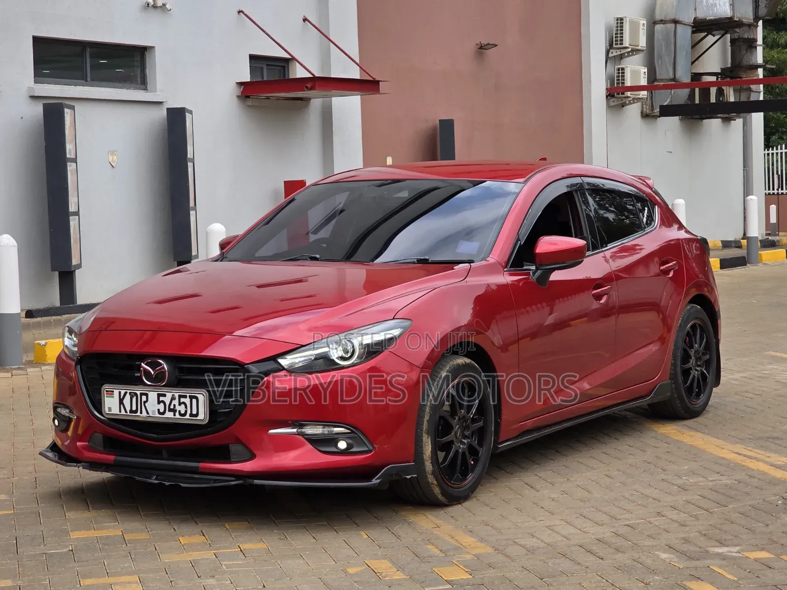 Mazda Axela 2015 Red