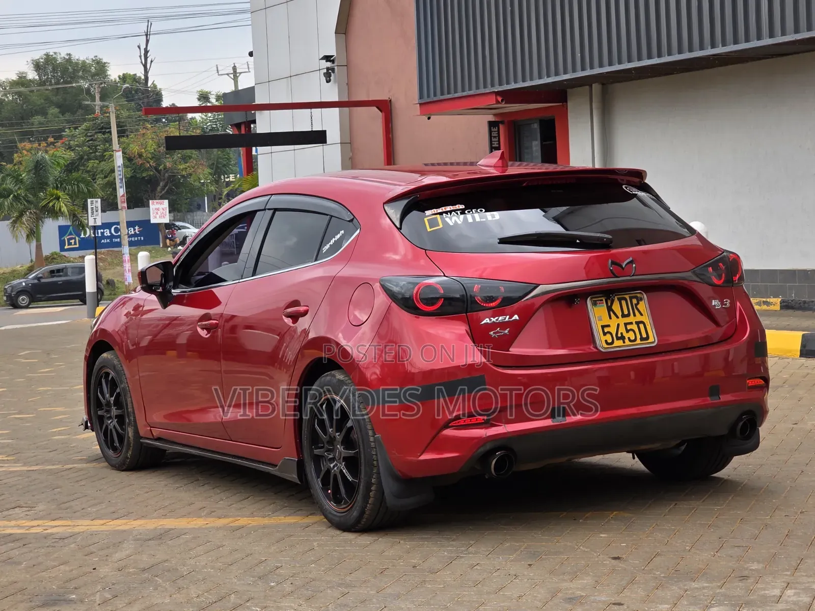 Mazda Axela 2015 Red