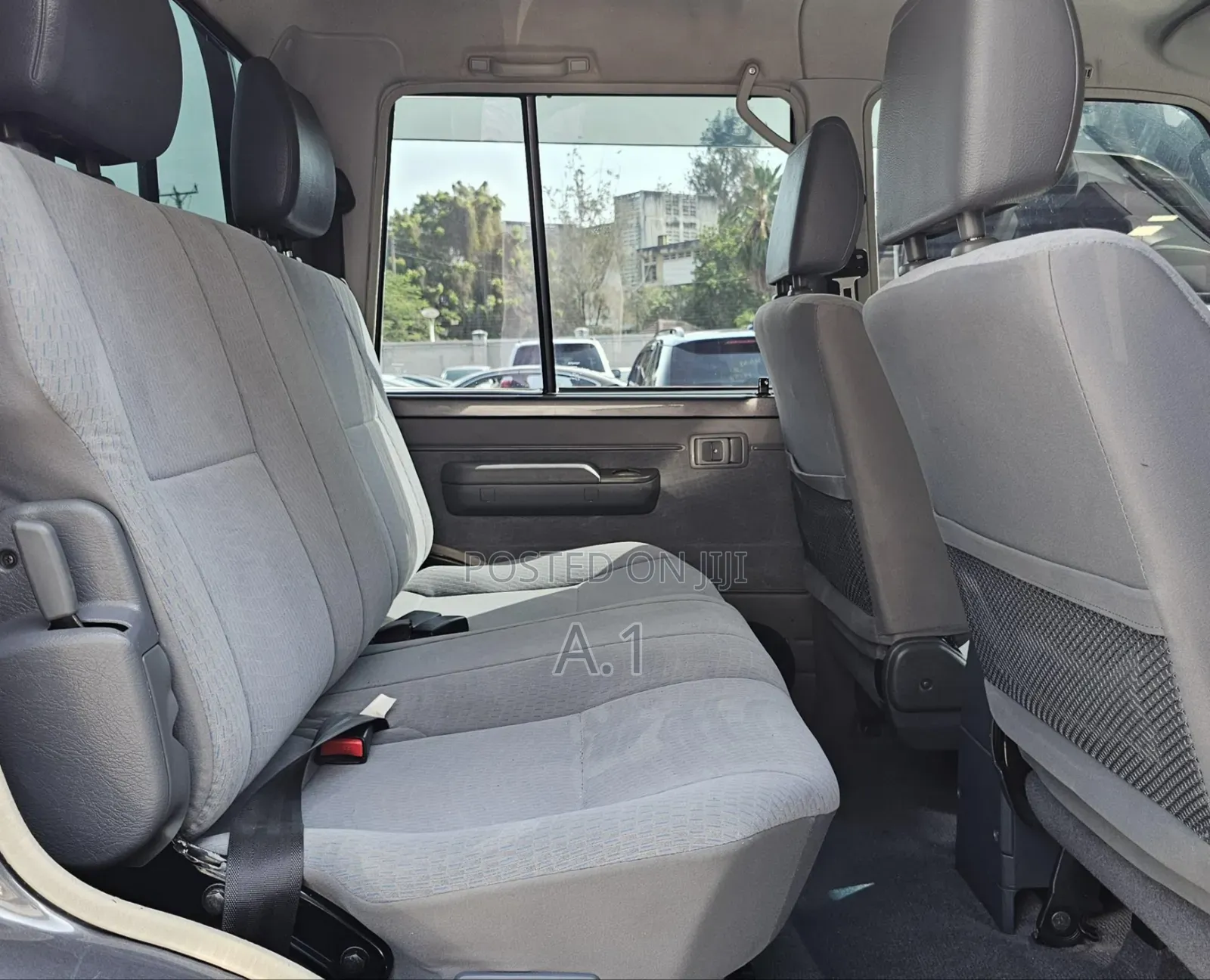 Toyota Land Cruiser 4.5 V8 GXR 2019 Gray
