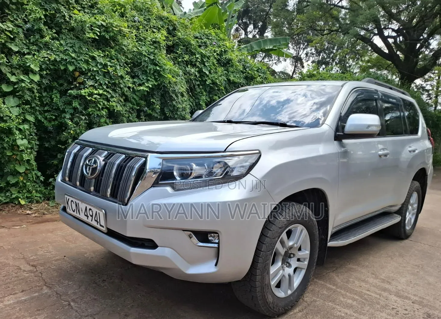 Toyota Land Cruiser Prado 2010 Silver