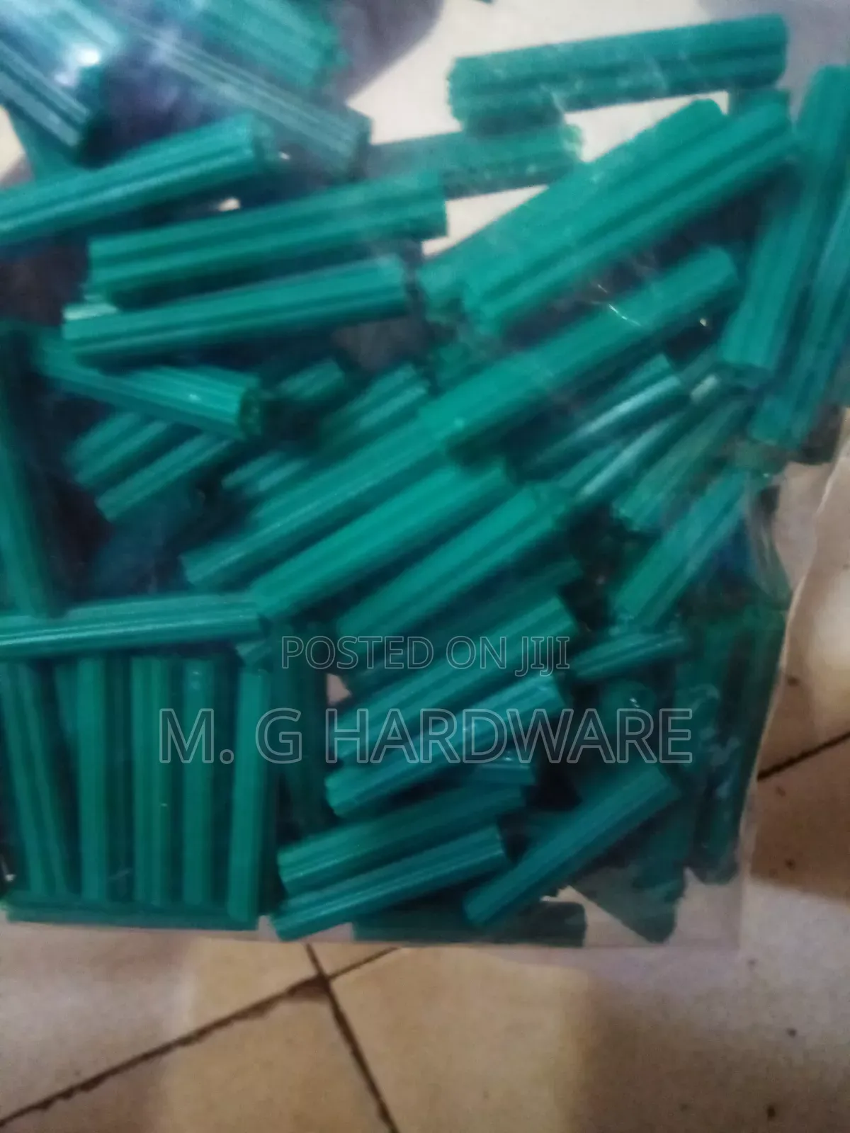 Straight Wall Plugs 8mm