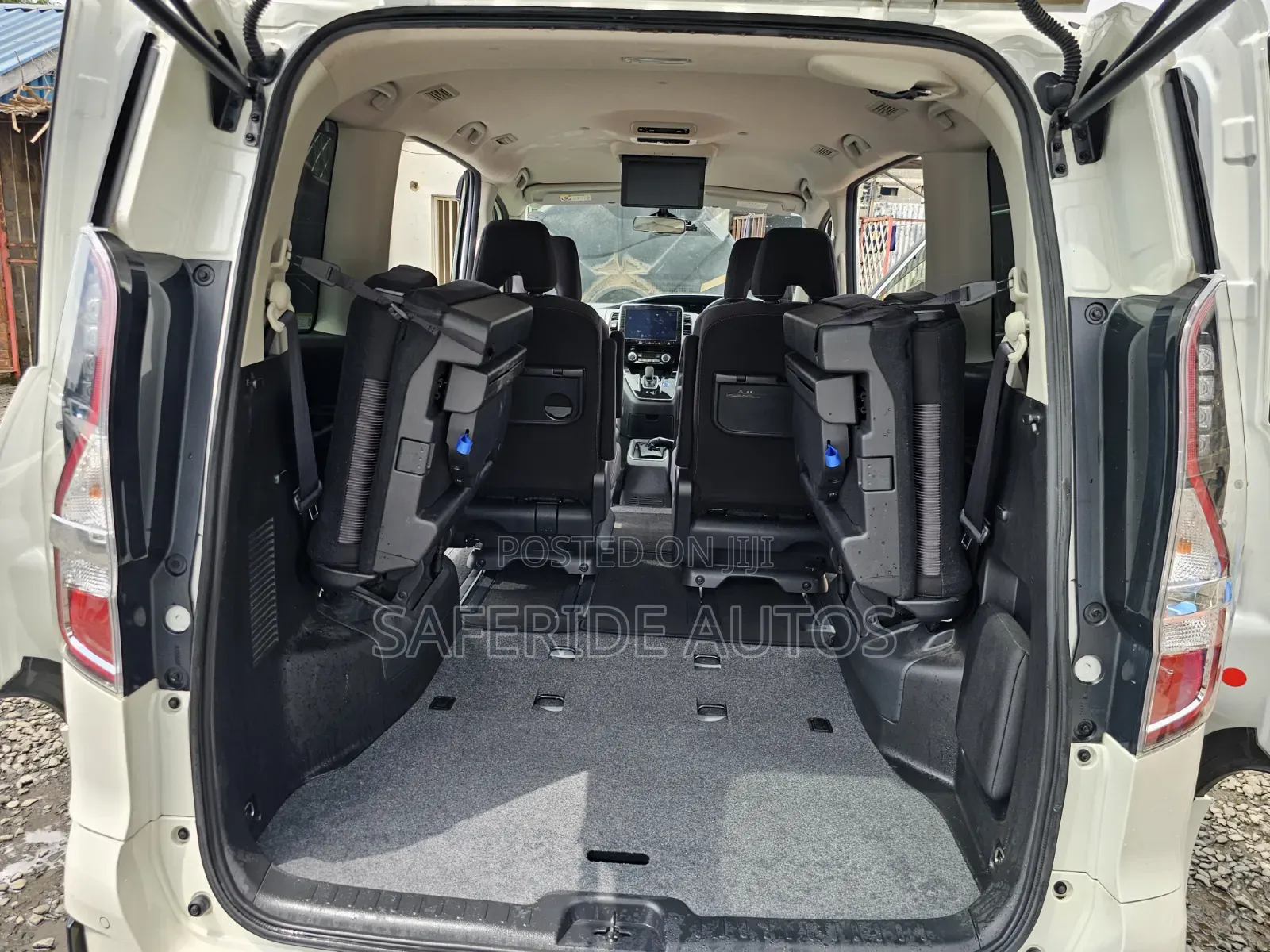 Nissan Serena 2020 White
