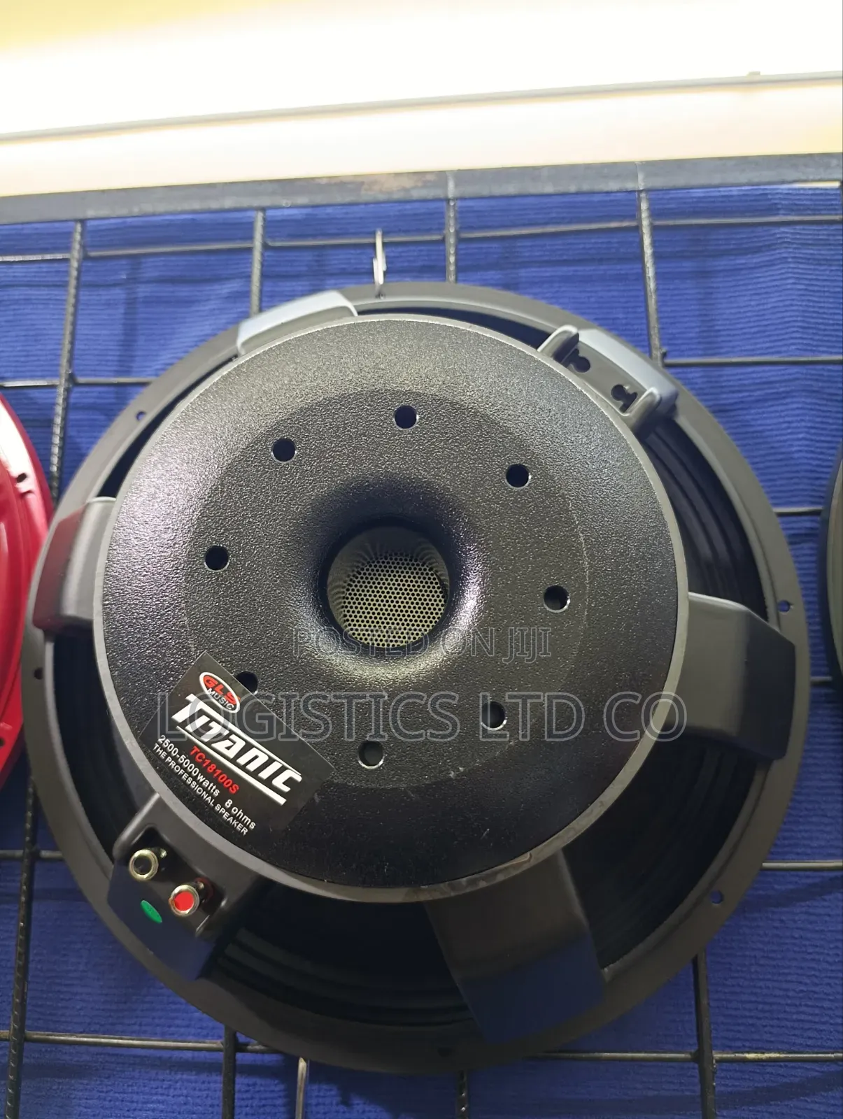 Tatanic Tc18100s 5000watts 2500rms 5inch Voice in Out