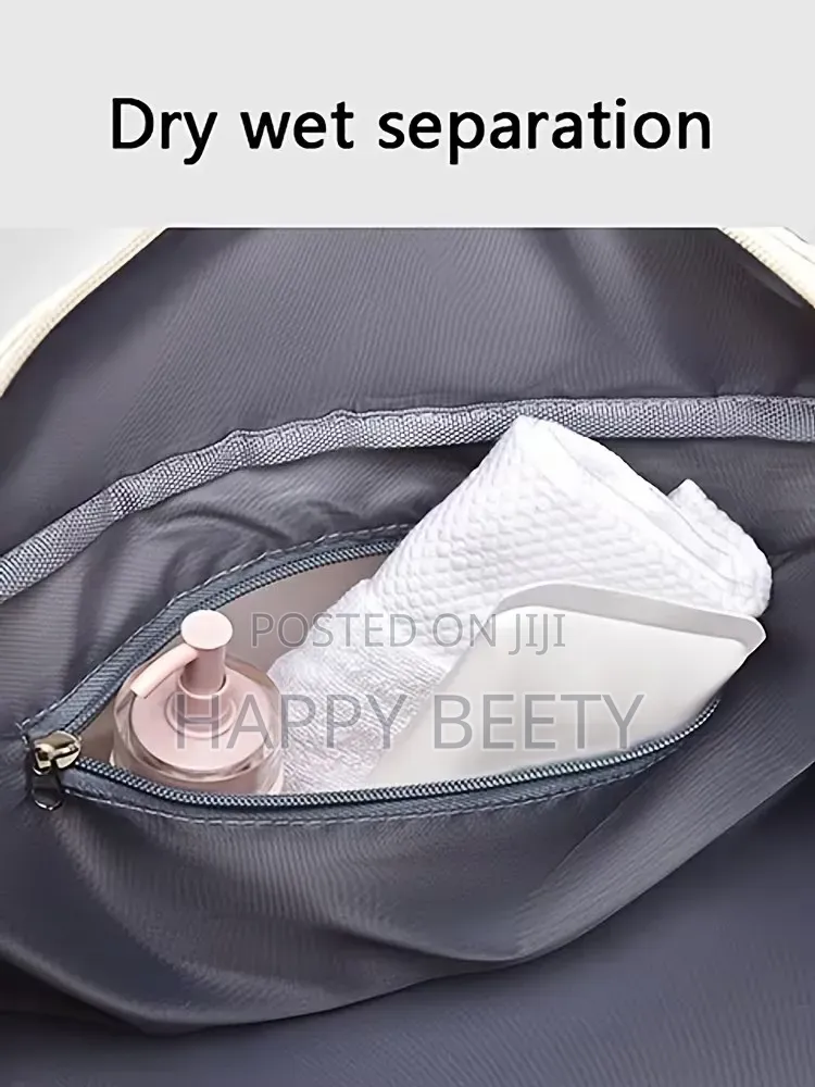 *Casual Large Capacity Travel Duffel Bag