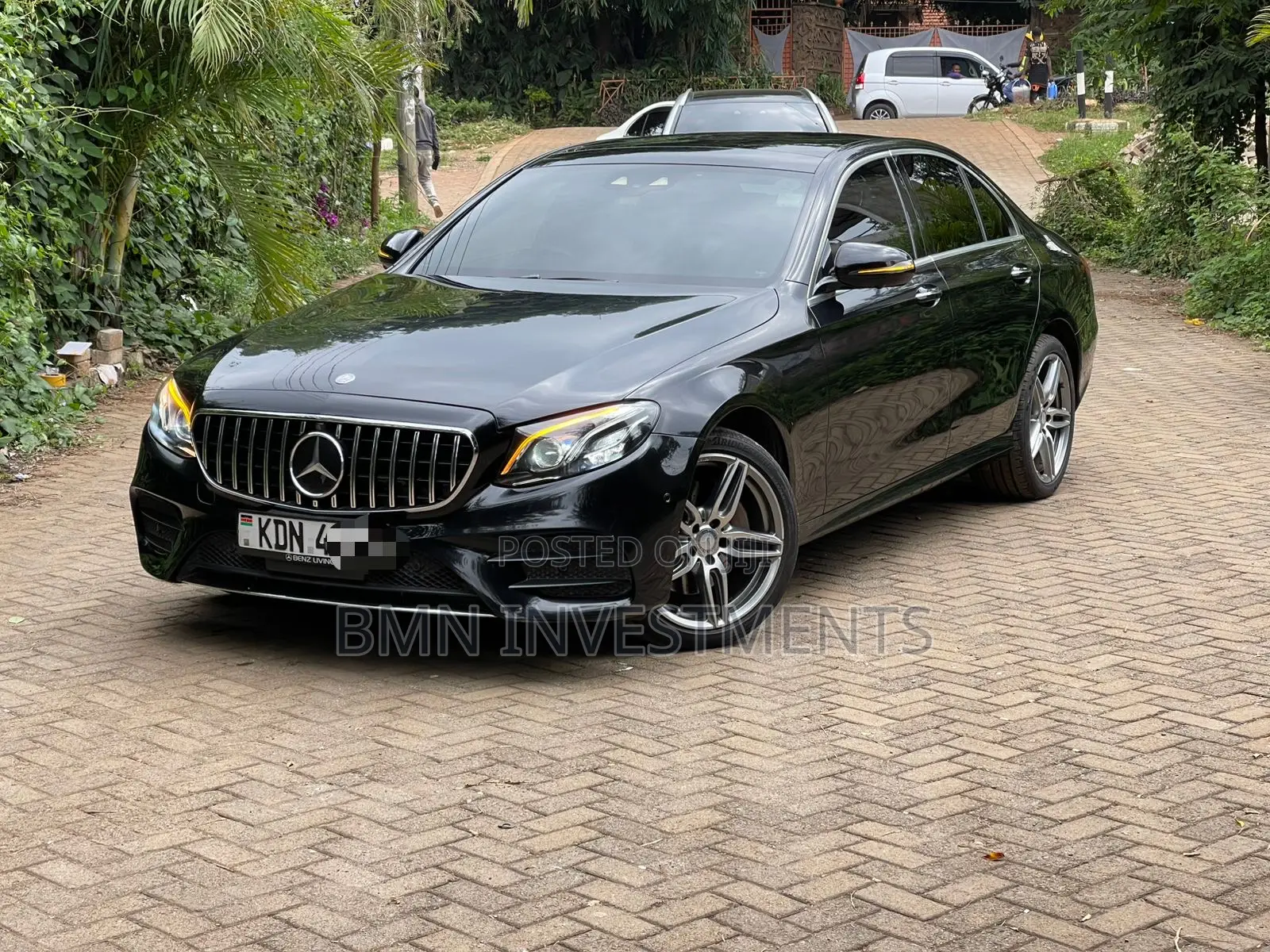 Mercedes-Benz E200 2016 Black