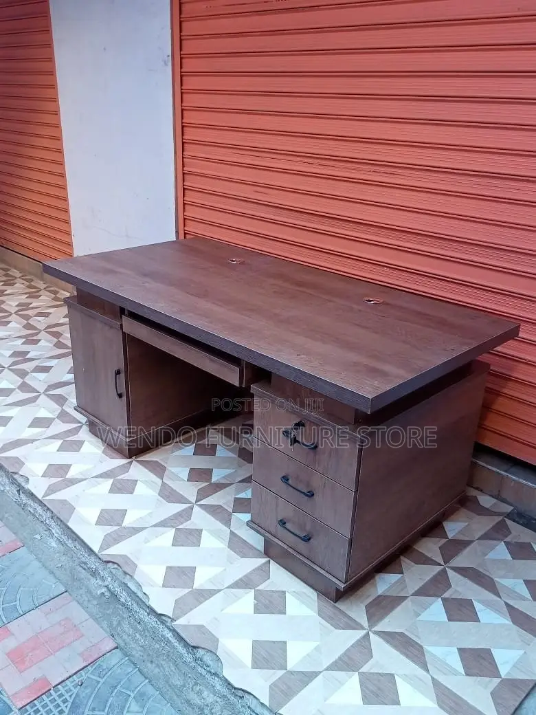 Office Desk; 1.4m Executive Office Quality Secretarial Desks