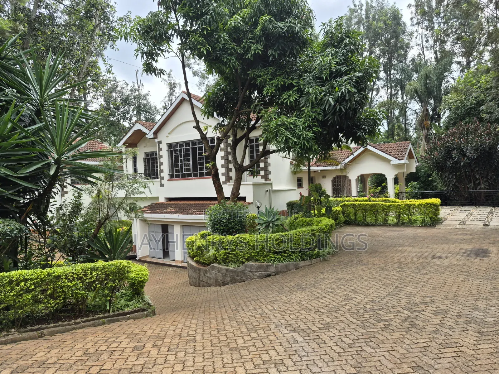 5bdrm House in Runda for rent