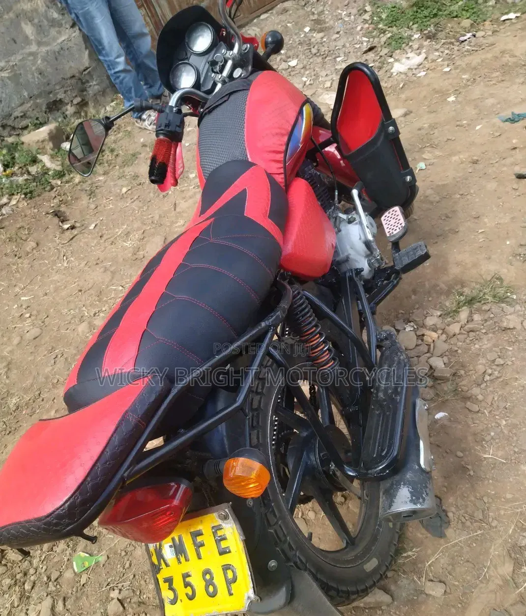 Bajaj Boxer 150 UG 2022 Red