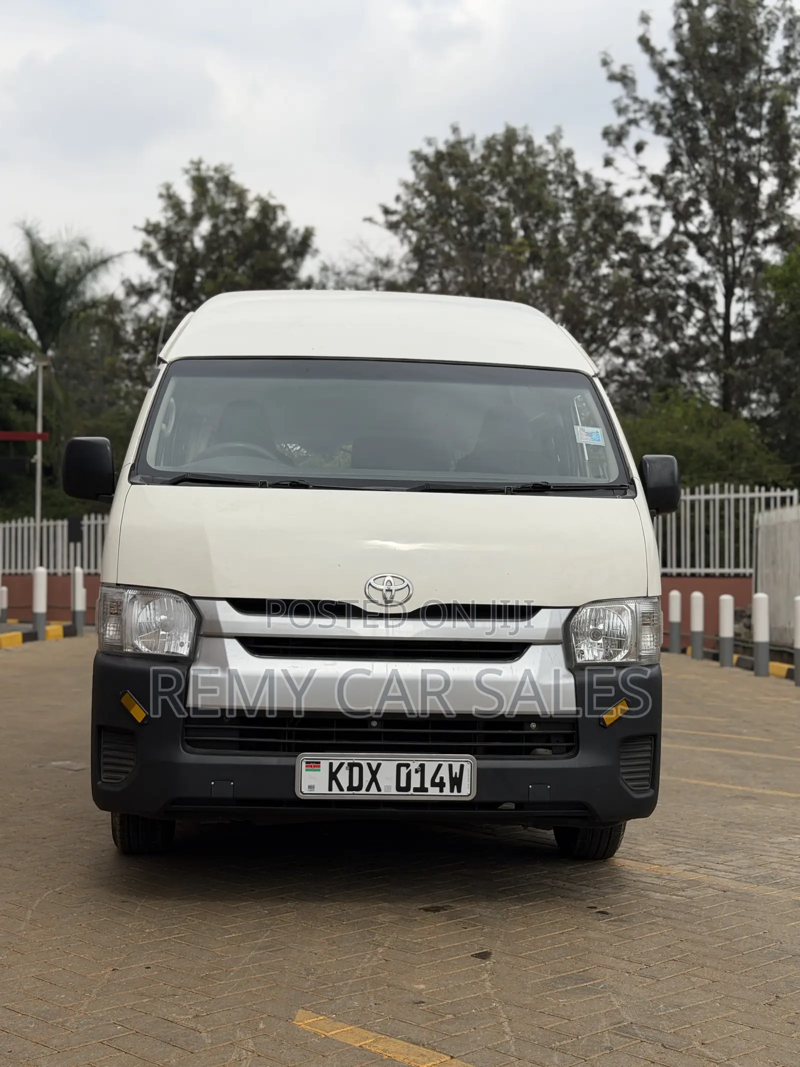 Toyota HiAce 2019 Black